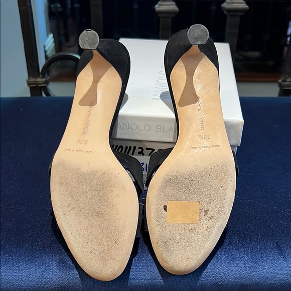 Manolo Blahnik Black suede kitten heel mules with Haribal Design size 38 - Picture 4 of 7